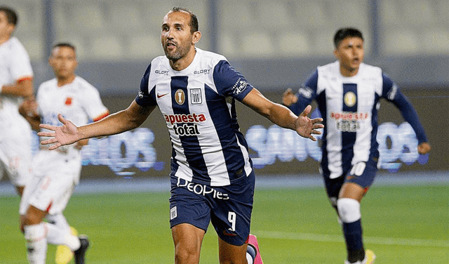  Invicto. Hernán Barcos ha marcado todos sus penales con la camiseta de Alianza Lima. Foto: difusión   