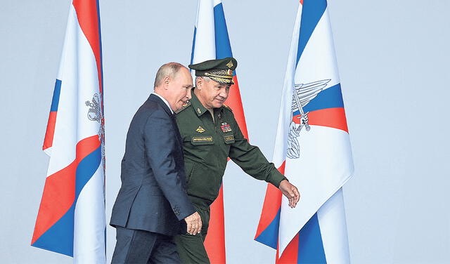  En la mira. Putin y Sergei Shoigu, a quien Prigozhin detesta. Foto: AFP<br><br>    