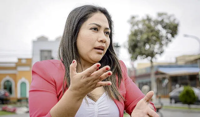 Heidy Juárez. La acusada de recortar el sueldo a sus trabajadores evitó declarar. Foto: John Reyes/La República   