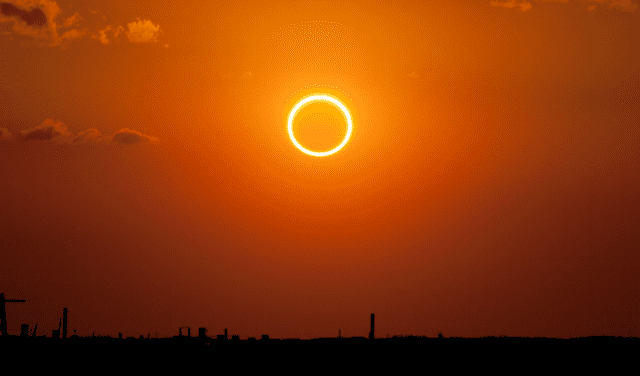 Fotografía de un eclipse solar anular, también llamado anillo de fuego. Foto: Flickr   