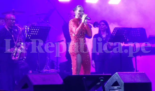   Olga Tañón dazzled her Peruvian fans with her repertoire.  Photo: Miguel Calderón/La República   