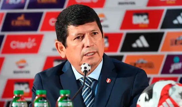 Agustín Lozano es el actual presidente de la FPF. Foto: La República. Agustín Lozano es el actual presidente de la FPF. Foto: La República.