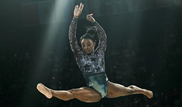 Simone Biles mostró su mejor perfomance en París, ratificando ser la mejor. FOTO:BBC   