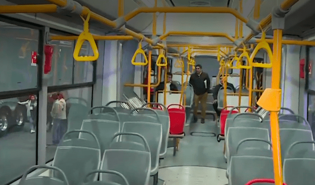 Interior de nuevo bus del Metropolitano. Foto: captura Canal N   