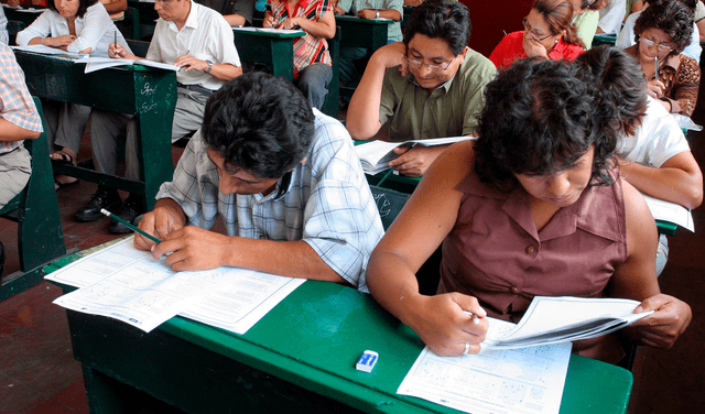 La Evaluación de Nombramiento Docente contará con más de 250.000 profesores. Foto: Andina   