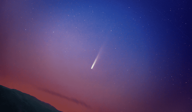  Se recomienda buscar cielos despejados y alejados de la contaminación lumínica, utilizar binoculares para apreciar mejor las colas del cometa. Foto: José y Hugo Santivañez   