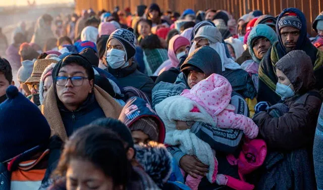 La administración de Joe Biden ha anunciado que no extenderá el periodo de permanencia para los migrantes que ingresaron al país bajo el programa de permisos temporales. Foto: difusión.   