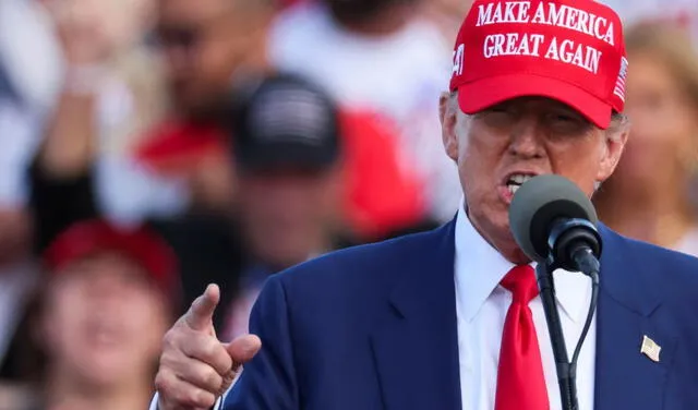 Donald Trump da su discurso luego de votar el 5 de noviembre. Foto: El País.    