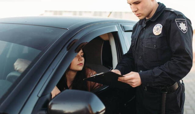 Los conductores pueden volver a recuperar sus licencias de conducir, siempre y cuando hayan cumplido con los requisitos del estado de Nuevo México. Foto: El Tiempo    