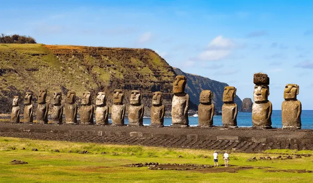 La Isla de Pascua se encuentra situada a más de 3.500 kilómetros de la costa de Chile. Foto: BBC La Isla de Pascua se encuentra situada a más de 3.500 kilómetros de la costa de Chile. Foto: BBC