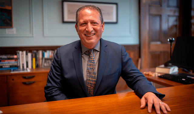 Brad Lander, actual contralor de la ciudad de Nueva York, se postula como demócrata en la carrera por la alcaldía de 2025. Foto: The Times of Israel Brad Lander, actual contralor de la ciudad de Nueva York, se postula como demócrata en la carrera por la alcaldía de 2025. Foto: The Times of Israel