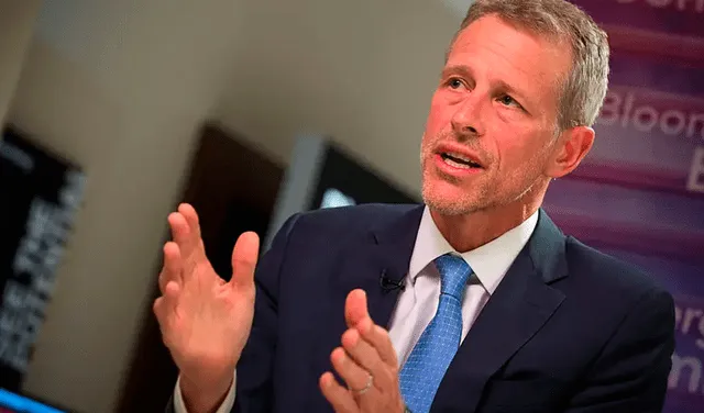 Whitney Tilson se postula como demócrata en la carrera por la alcaldía de 2025. Foto: Fox 5 Whitney Tilson se postula como demócrata en la carrera por la alcaldía de 2025. Foto: Fox 5