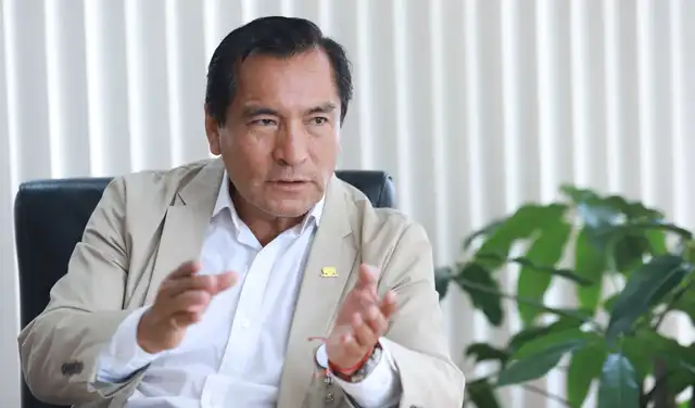 Alejandro Narváez anuncia que Petroperú buscará nuevo socio para operar el lote 192. Foto: difusión   