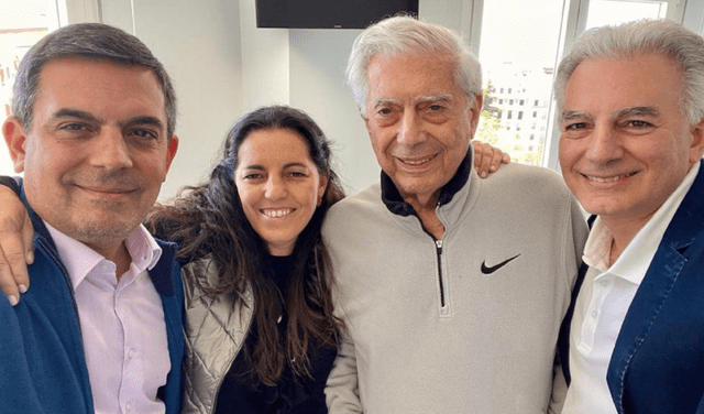 Gonzalo, Morgana, Mario y Álvaro Vargas Llosa posando en foto familiar. Foto: Instagram. Gonzalo, Morgana, Mario y Álvaro Vargas Llosa posando en foto familiar. Foto: Instagram.