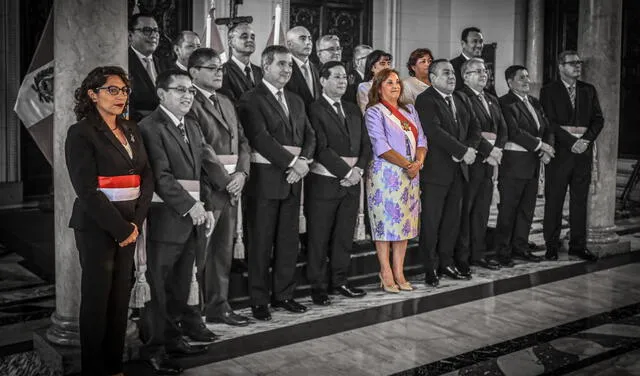 Desilú León y Fanny Castellano en la segunda fila. Leslie Urteaga en la esquina de la foto. Desilú León y Fanny Castellano en la segunda fila. Leslie Urteaga en la esquina de la foto.