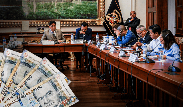 La Comisión de Economía que preside Ilich López tendrá que dictaminar su proyecto de reducción del IGV a 15%. Foto: composición LR/Congreso La Comisión de Economía que preside Ilich López tendrá que dictaminar su proyecto de reducción del IGV a 15%. Foto: composición LR/Congreso