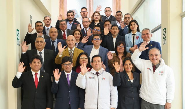 Notoria ausencia de la Confemin en la mesa técnica que aborda la formalización minera. Foto: PCM Notoria ausencia de la Confemin en la mesa técnica que aborda la formalización minera. Foto: PCM