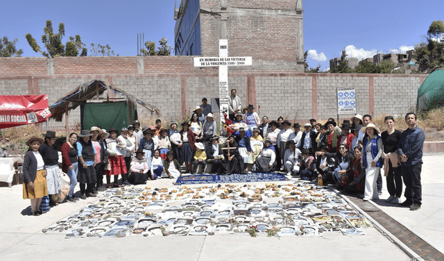  Hasta la fecha, cientos de familias continúan en la búsqueda de sus seres queridos. Créditos: Pamela Condori - Anfasep.<br><br>    