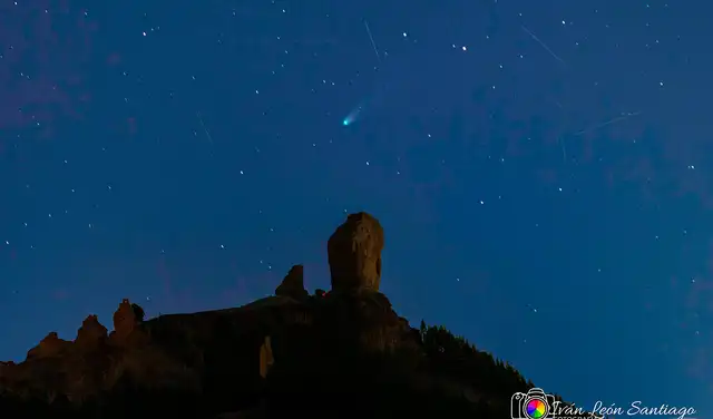 El cometa Lemmon en el momento de máxima cercanía a la tierra. Foto: X / Ivan León Santiago El cometa Lemmon en el momento de máxima cercanía a la tierra. Foto: X / Ivan León Santiago