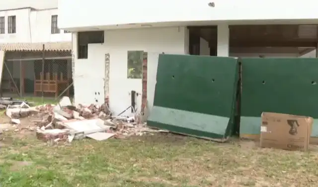 Fachada de la casa de la congresista María Acuña Fachada de la casa de la congresista María Acuña
