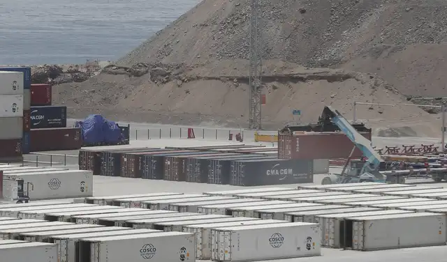 Contenedores en el Megapuerto de Chancay. Foto: Marco Cotrina/La Repúblcia