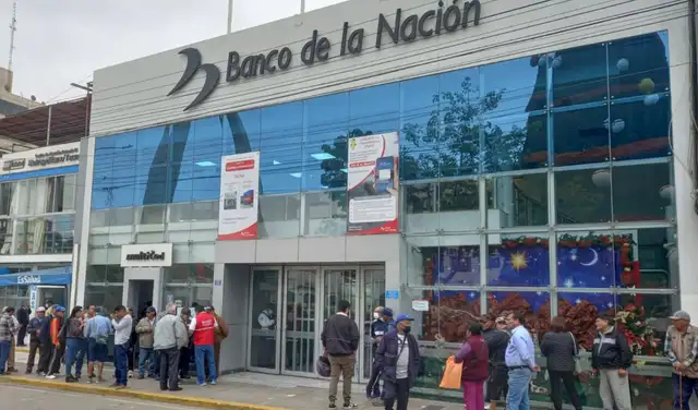 Aportantes a la ONP pueden retirar su dinero en el Banco de la Nación. Foto: Agencia Andina Aportantes a la ONP pueden retirar su dinero en el Banco de la Nación. Foto: Agencia Andina