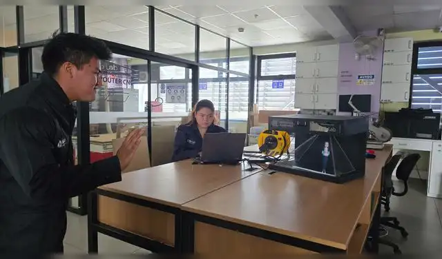 Sistema se encuentra en la etapa de reconocimiento de señas. Sistema se encuentra en la etapa de reconocimiento de señas.