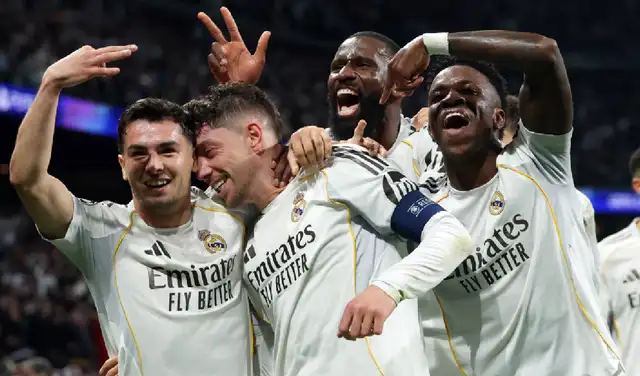 Federico Valverde fue la gran figura de la ida con un triplete. Foto: AFP   