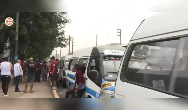 Transportistas realizan plantón en el Callao