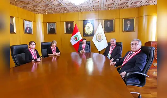 En sesión extraordinaria, la Junta de Fiscales Supremos acordó elegir al fiscal supremo titular Tomás Aladino Gálvez Villegas, como fiscal de la nación para el periodo 2026–2029. Foto: Fiscalía