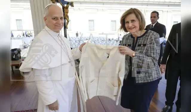Reunión entre Luz Pacheco y el papa León XIV