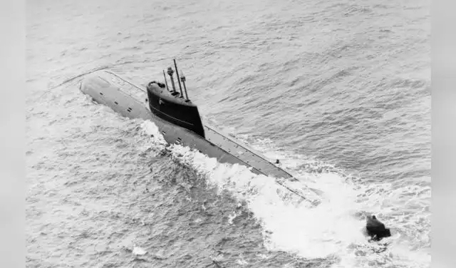 Una de las pocas fotos disponibles del submarino soviético K-278, 'Komsomolets'. Foto: El País