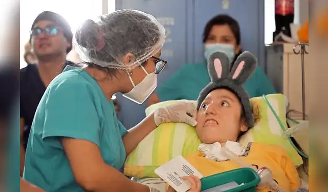 Después de 19 años en la Unidad de Cuidados Intensivos (UCI) del Instituto Nacional de Salud del Niño Después de 19 años en la Unidad de Cuidados Intensivos (UCI) del Instituto Nacional de Salud del Niño