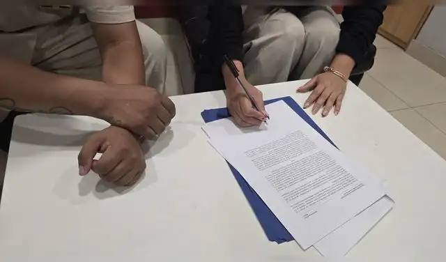 Las complicaciones y problemas no atendidos ocasionan la ruptura de los matrimonios. Las complicaciones y problemas no atendidos ocasionan la ruptura de los matrimonios.