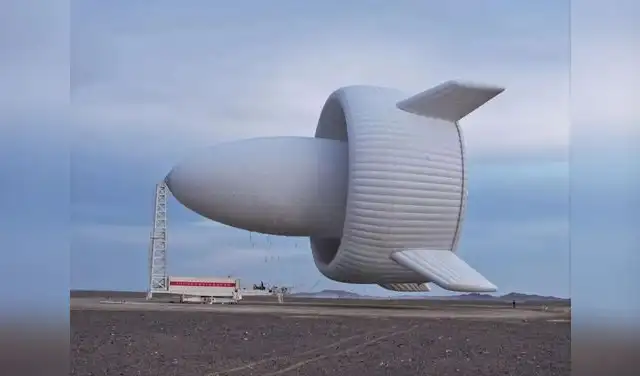 El S2000 combina la tecnología de dirigibles con aerogeneradores, aumentando la eficiencia y estabilidad de la producción de energía, aunque enfrenta retos en su viabilidad económica a largo plazo. Foto: Sawes Energy Technology