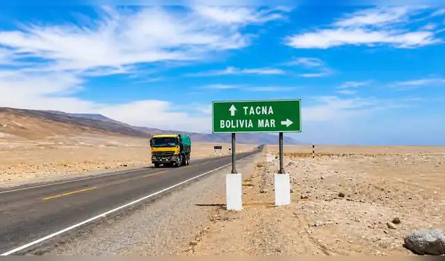 Bolivia Mar destaca actualmente por un paisaje desértico y carente de construcciones sólidas. Foto: BBC/mejorada con IA