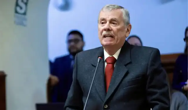 Fernando Rospigliosi quiere barrer a los jueces que no sirven al fujimorismo  