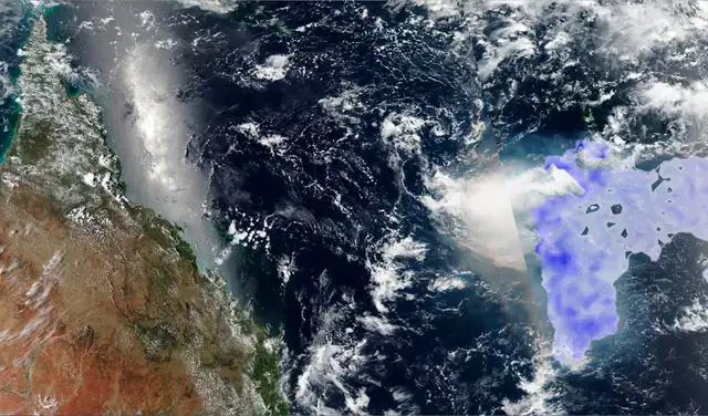 Imagen satelital tomada el 16 de enero de 2022, que muestra en azul la nube de formaldehído medida por TROPOMI. Foto: van Herpen et al.