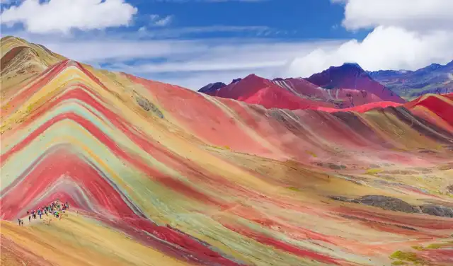 montaña de siete colores, montaña de colores, National Geographic