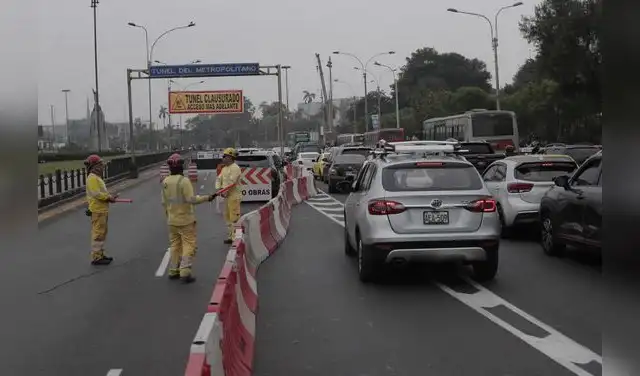 Congestión en la entrada a la Vía Expresa tras el cierre por obras de la Línea 2