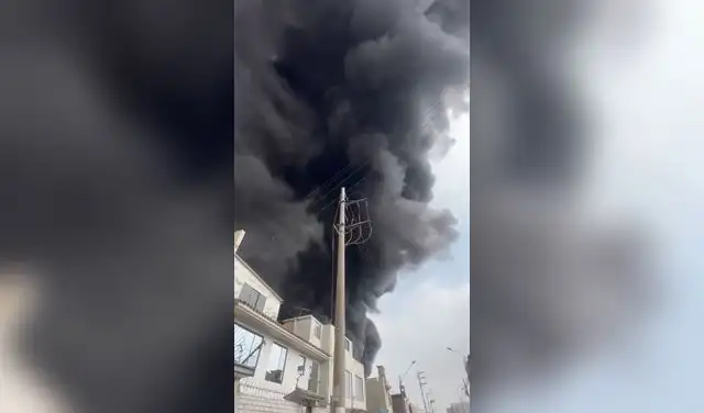 Incendio en Ate es registrado por vecinos Incendio en Ate es registrado por vecinos