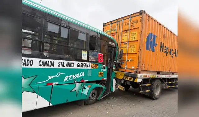 Accidente registrado en La Victoria dejó alrededor de 14 personas heridas.