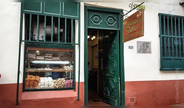 La emblemática edificación se sitúa a escasos metros de la Plaza de Bolívar. Foto: Tripadvisor