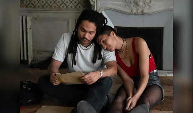 Billy (Luka Sabbat) y Skye (Indya Moore). Imagen: MUBI. Billy (Luka Sabbat) y Skye (Indya Moore). Imagen: MUBI.