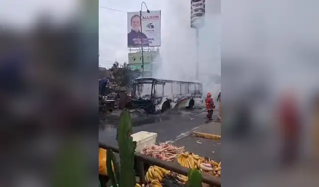 Incendio ya fue controlado: sin embargo, las labores de emergencia obstruyen las vías Incendio ya fue controlado: sin embargo, las labores de emergencia obstruyen las vías