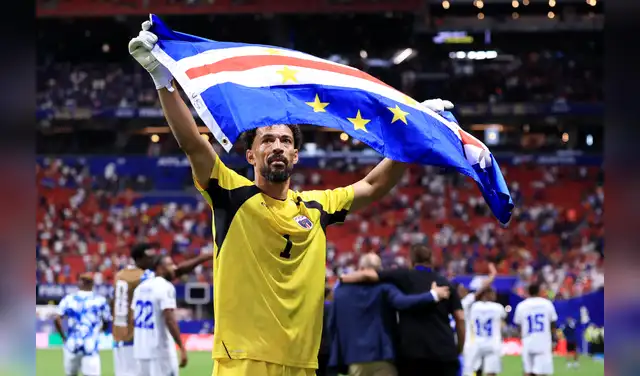 Vozinha la rompió ante España. Foto: AFP.