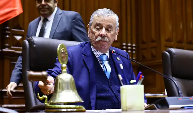 El presidente del Congreso, Fernando Rospigliosi, no pone a debate el proyecto que refuerza la prohibición de la pesca industrial en áreas naturales protegidas marinas.