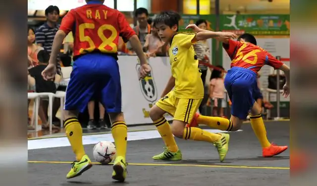 "El deporte también es una instancia para enseñar que competir supone aprender a gestionar emociones intensas y a establecer límites". Foto: AFP. "El deporte también es una instancia para enseñar que competir supone aprender a gestionar emociones intensas y a establecer límites". Foto: AFP.