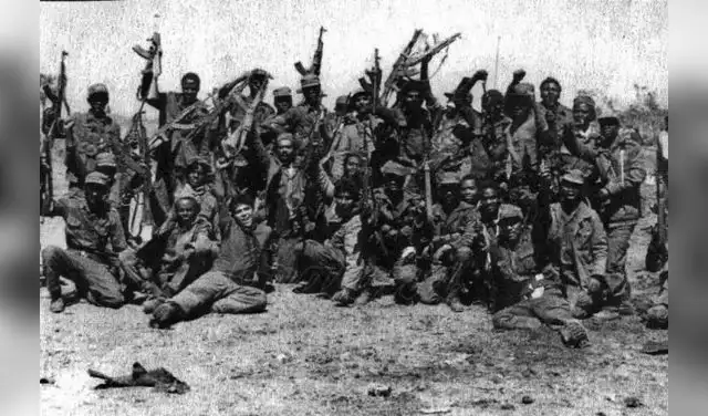 Soldados cubanos en Angola. Foto: Difusión.