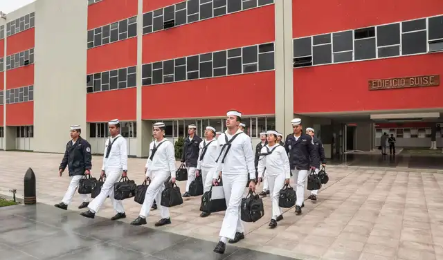 Marina de Guerra del Perú, Escuela Naval, admisión de la marina de guerra